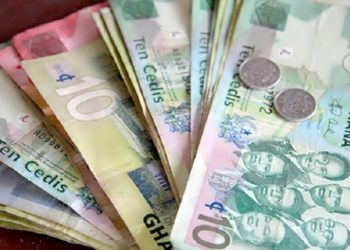 Cedi weakens on interbank market with cautious outlook